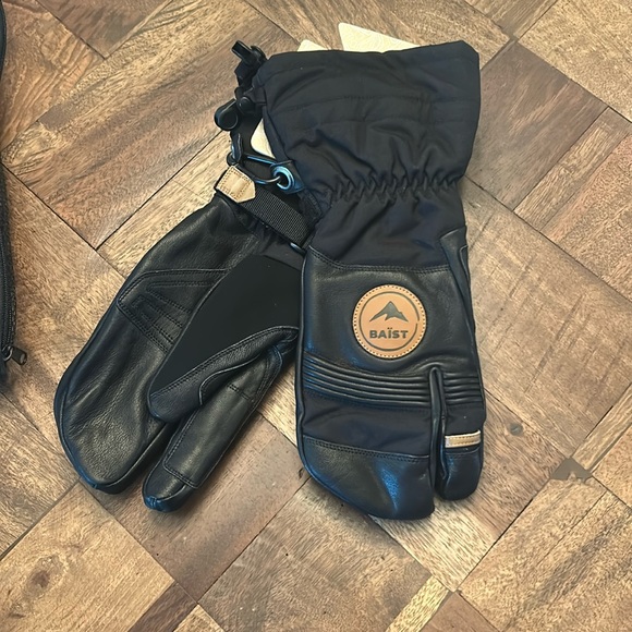 Biast Trigger System Gloves Size 100-Black - Picture 1 of 8